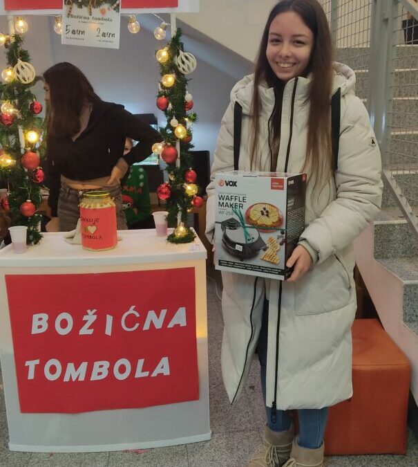 Božićna tombola