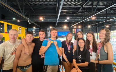 Zlatni na županijskom natjecanju iz plivanja